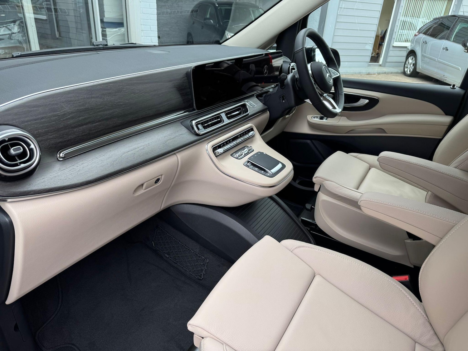 Used Mercedes-Benz V-Class for sale - 76743182: Photo 7