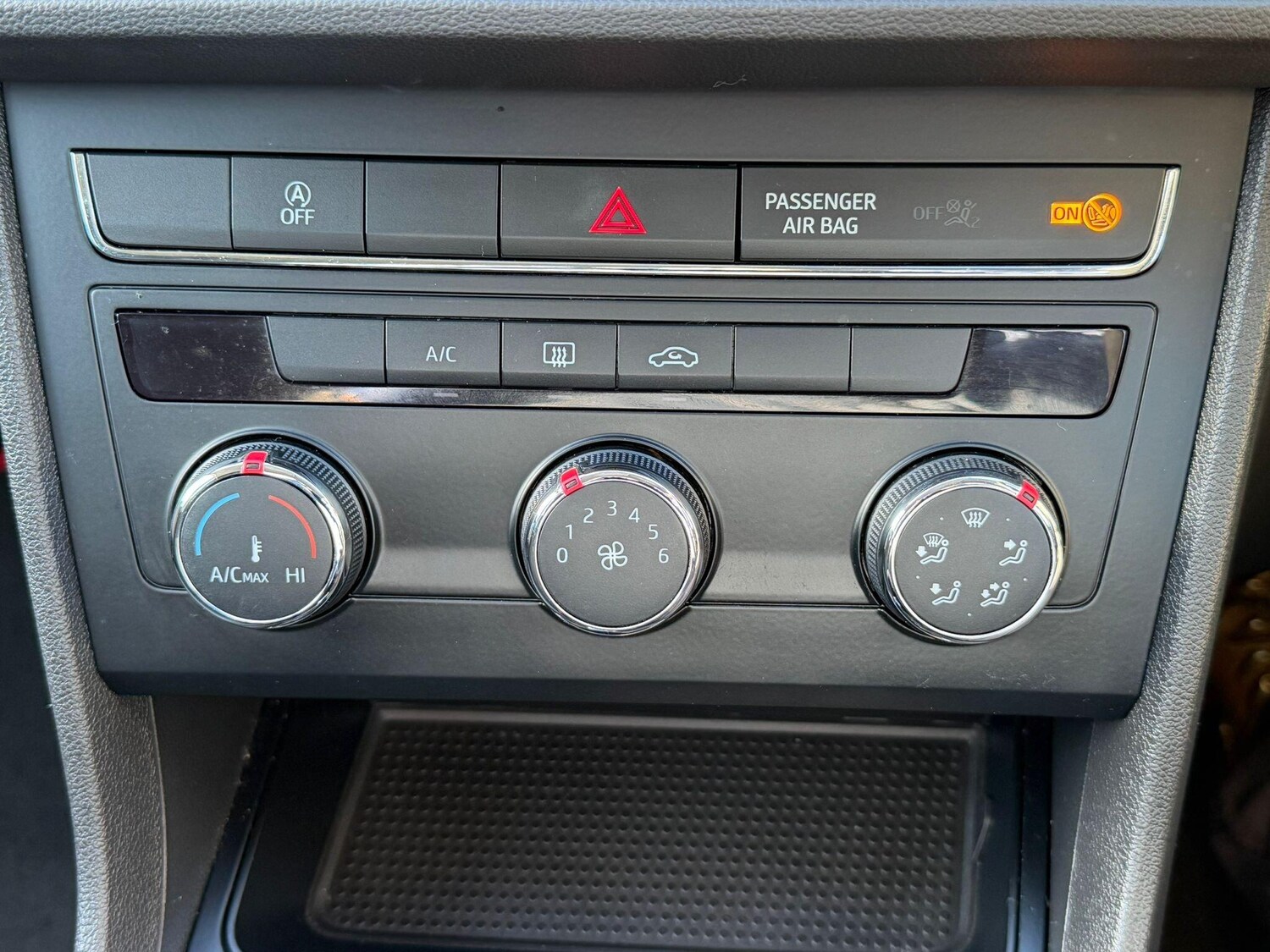 Used SEAT Leon 2017 for sale - 76647533: Photo 12