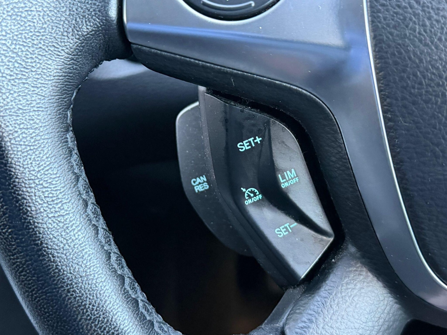 Used Ford Focus 2013 for sale - 76644854: Photo 13