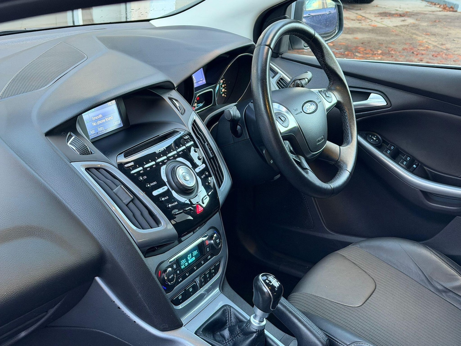 Used Ford Focus 2013 for sale - 76644854: Photo 7