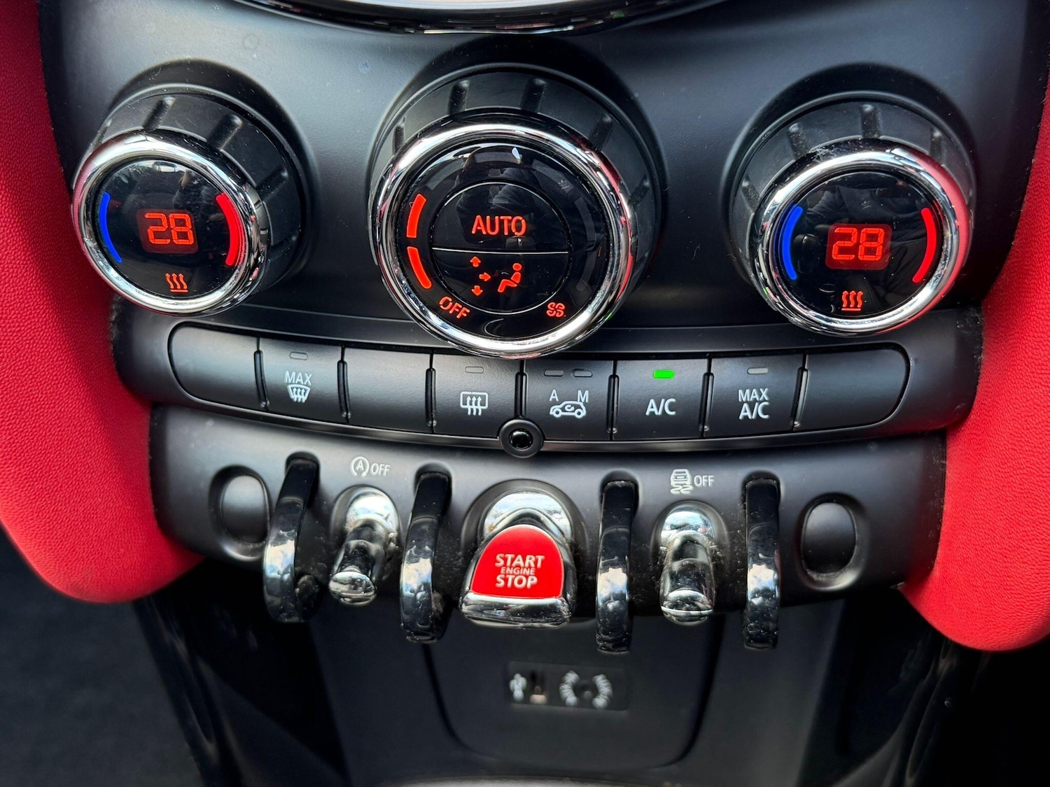 Used MINI Convertible 2016 for sale - 76647556: Photo 18