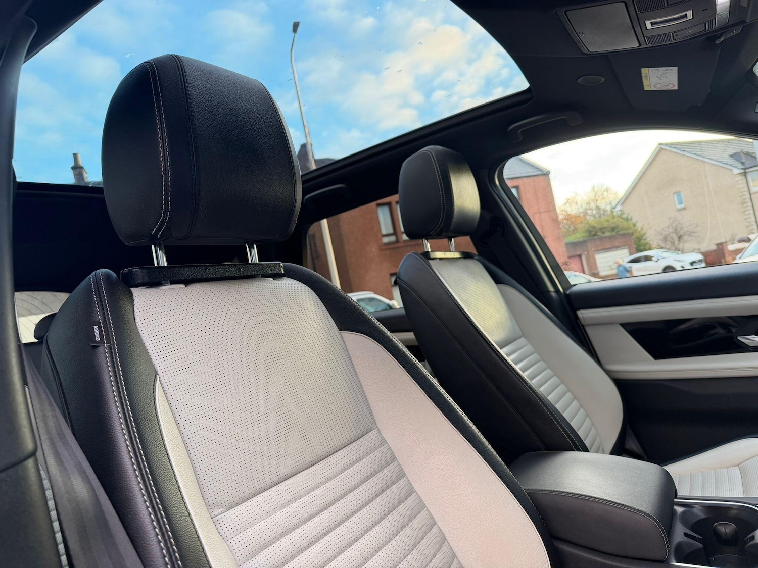 Used Land Rover Discovery Sport 2021 for sale - 76801932: Photo 8