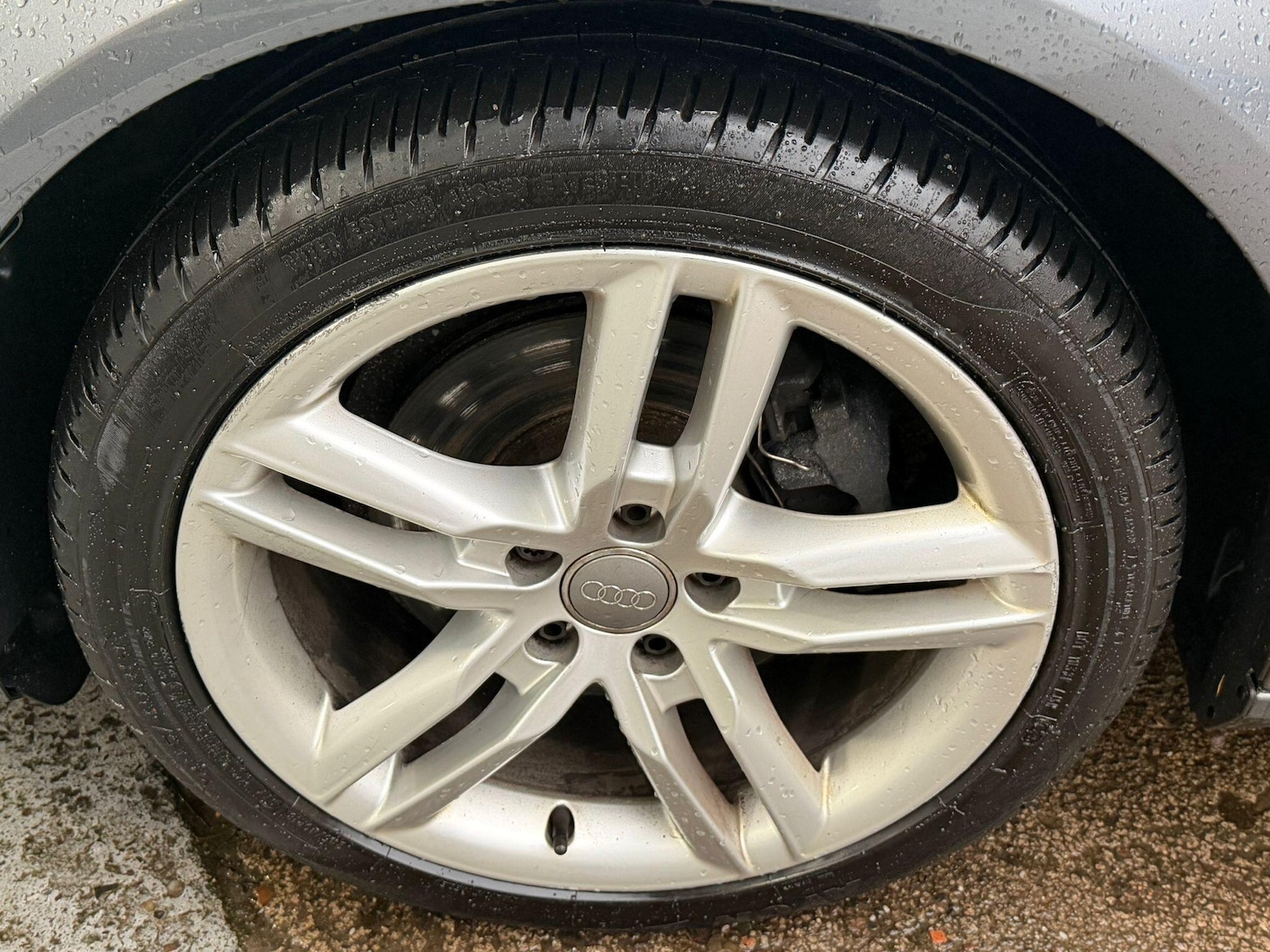 Used Audi A4 2014 for sale - 77290793: Photo 17