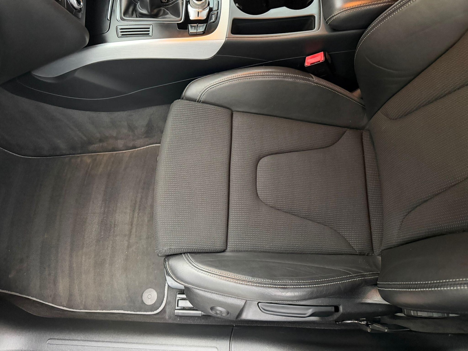 Used Audi A4 2014 for sale - 77290793: Photo 26