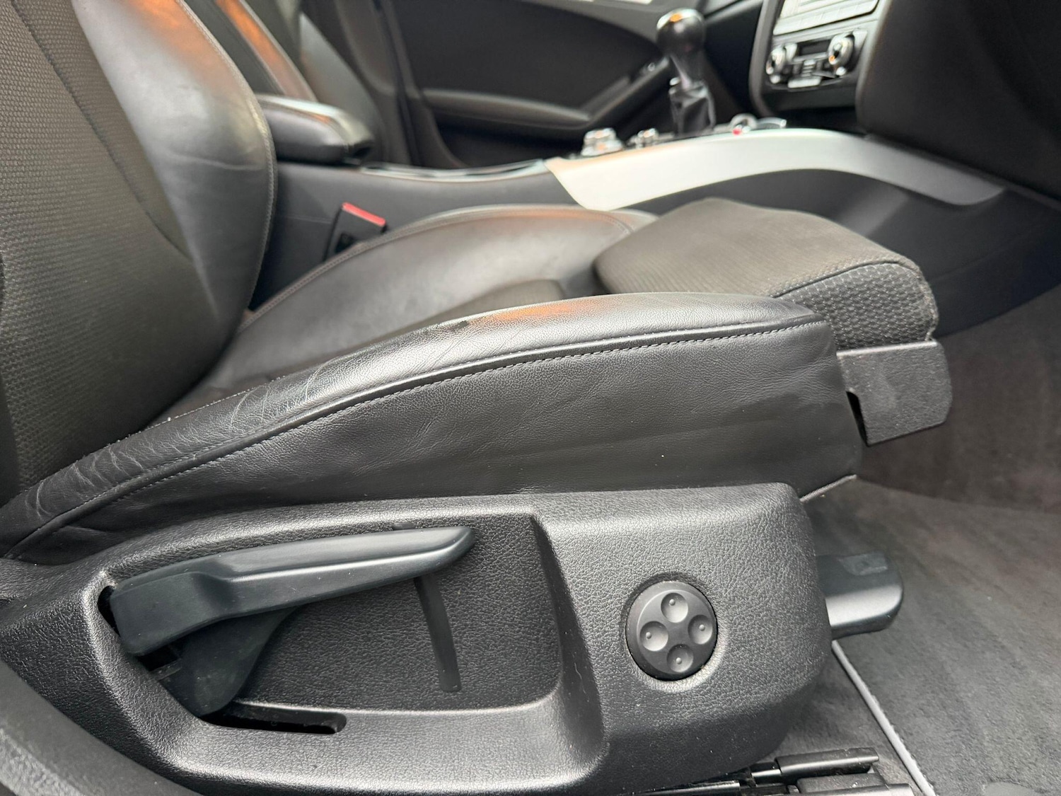 Used Audi A4 2014 for sale - 77290793: Photo 27