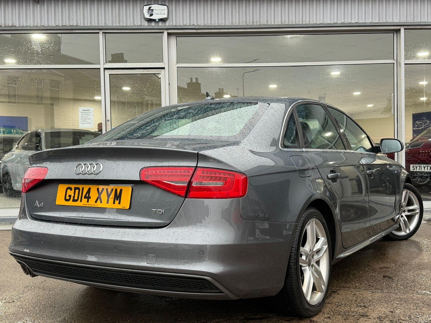 Used Audi A4 2014 for sale - 77290793: Photo 3