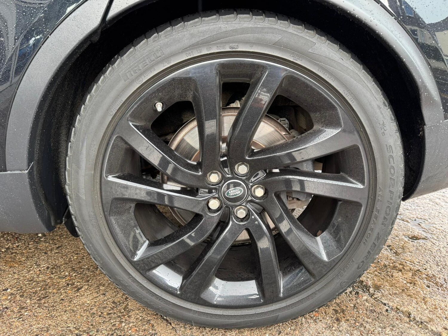 Used Land Rover Discovery 2019 for sale - 76647464: Photo 23