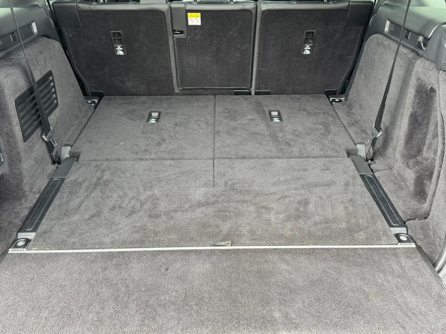 Used Land Rover Discovery 2019 for sale - 76647464: Photo 31