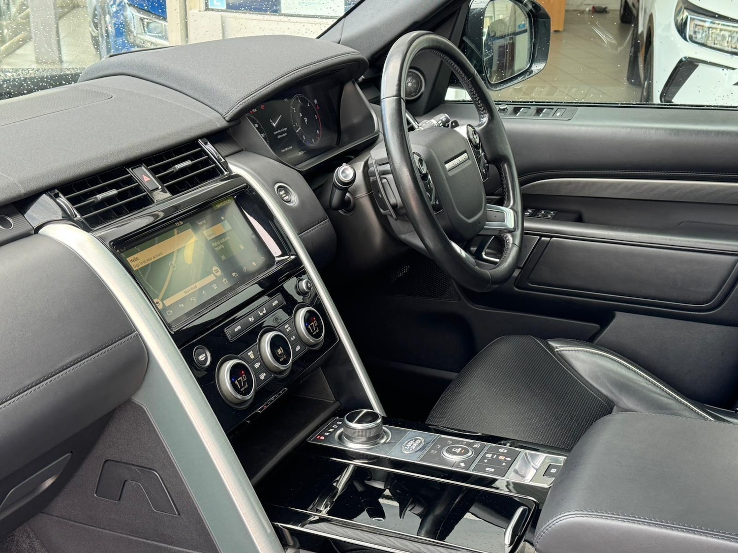 Used Land Rover Discovery 2019 for sale - 76647464: Photo 5