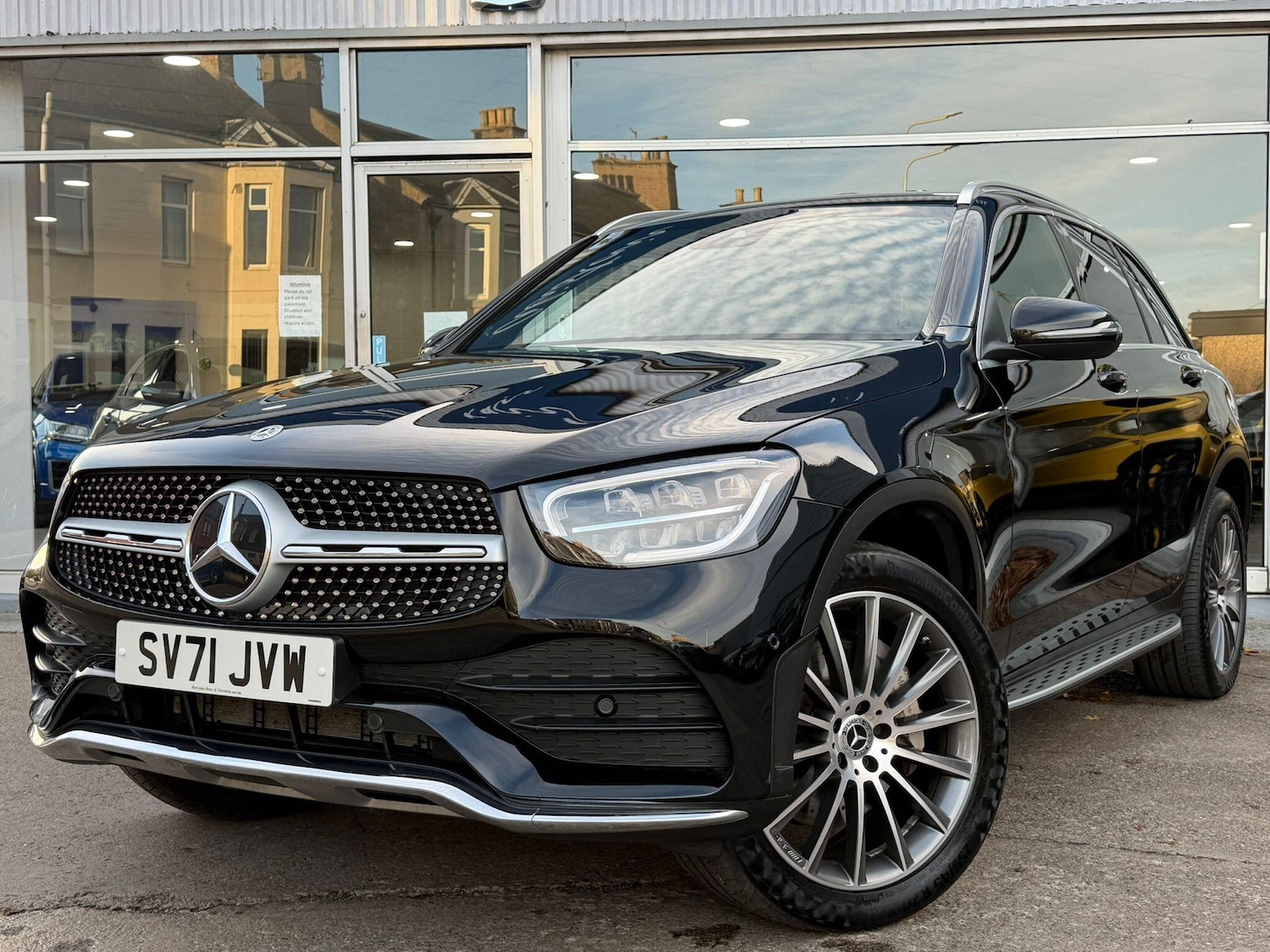 Used Mercedes-Benz GLC 2021 for sale - 76647536: Photo 1