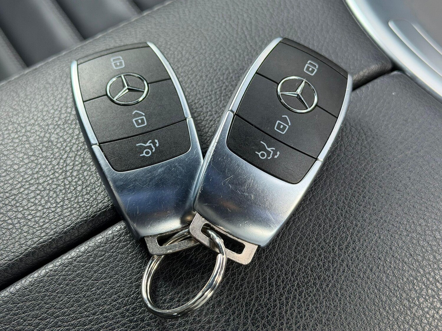 Used Mercedes-Benz GLC 2021 for sale - 76647536: Photo 16