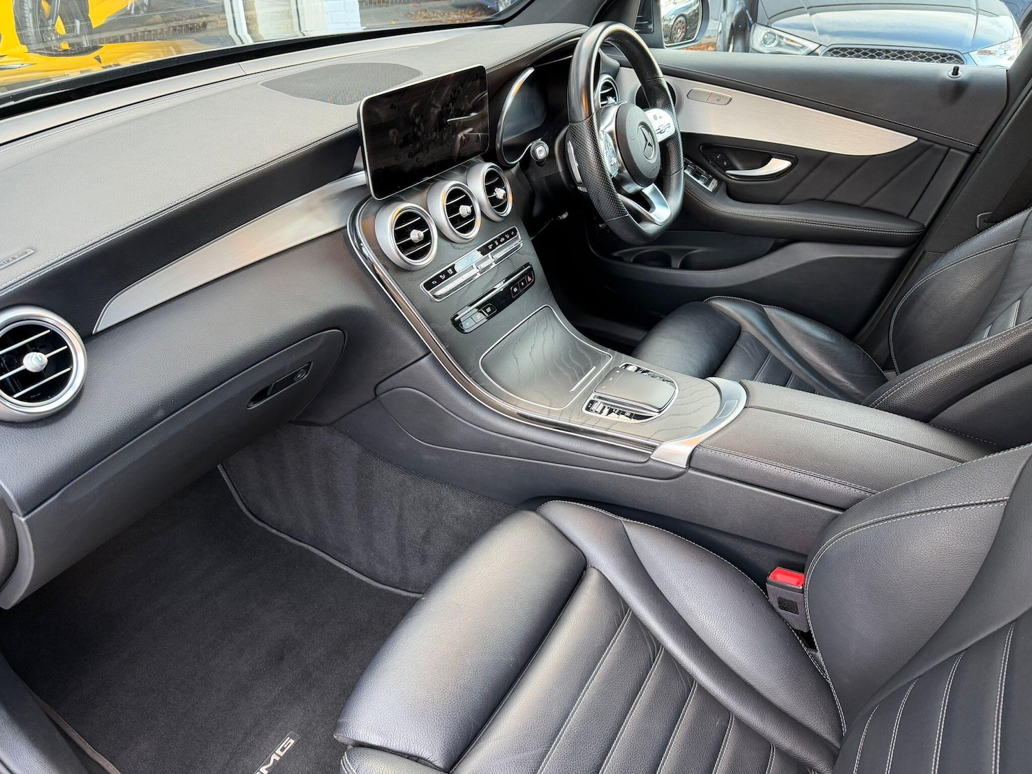 Used Mercedes-Benz GLC 2021 for sale - 76647536: Photo 4