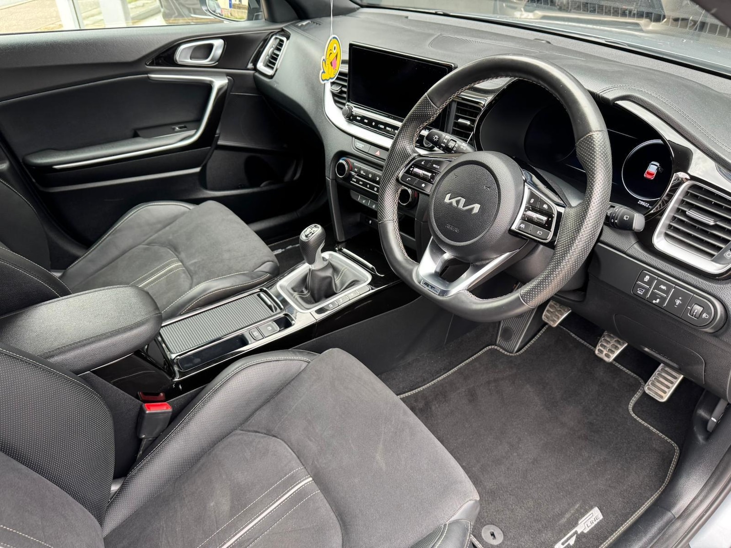 Used Kia XCeed 2023 for sale - 76647477: Photo 12