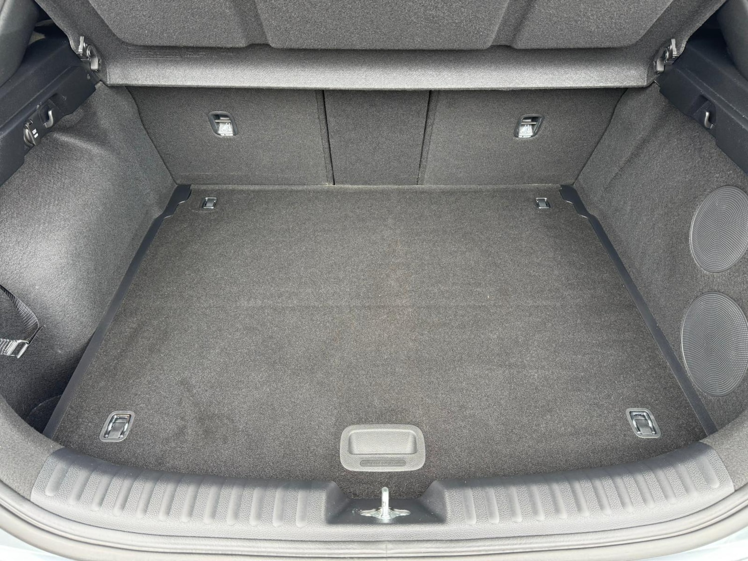 Used Kia XCeed 2023 for sale - 76647477: Photo 30