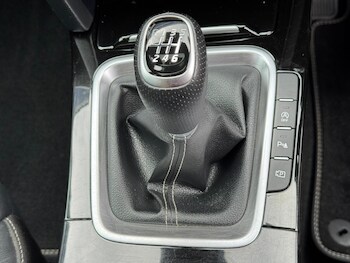 Used Kia XCeed 2023 for sale - 76647477: Photo