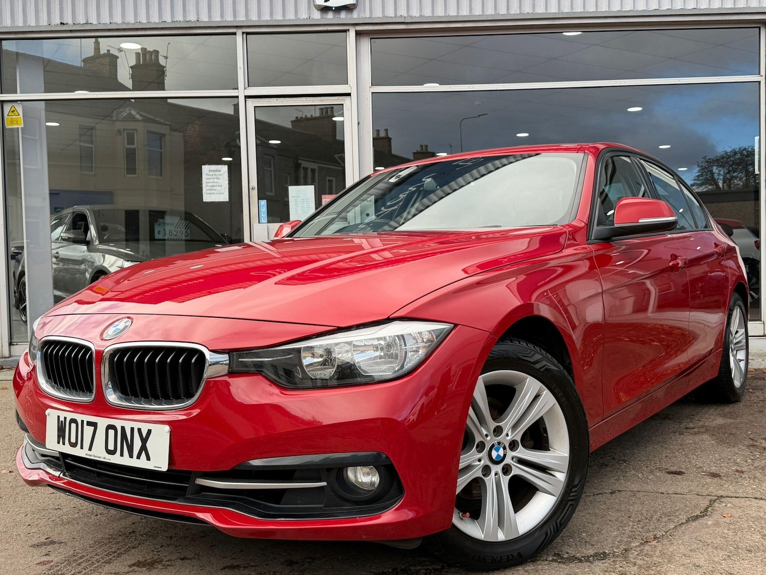 Used BMW 3 Series 2017 for sale - 76647570: Photo 1
