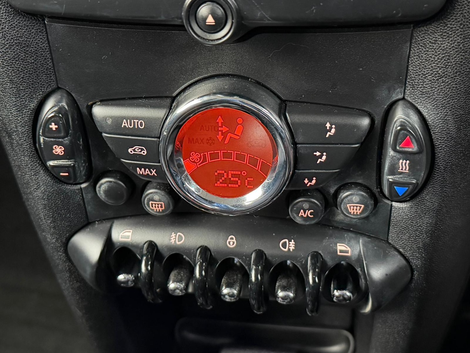 Used MINI Hatch 2013 for sale - 76926290: Photo 12