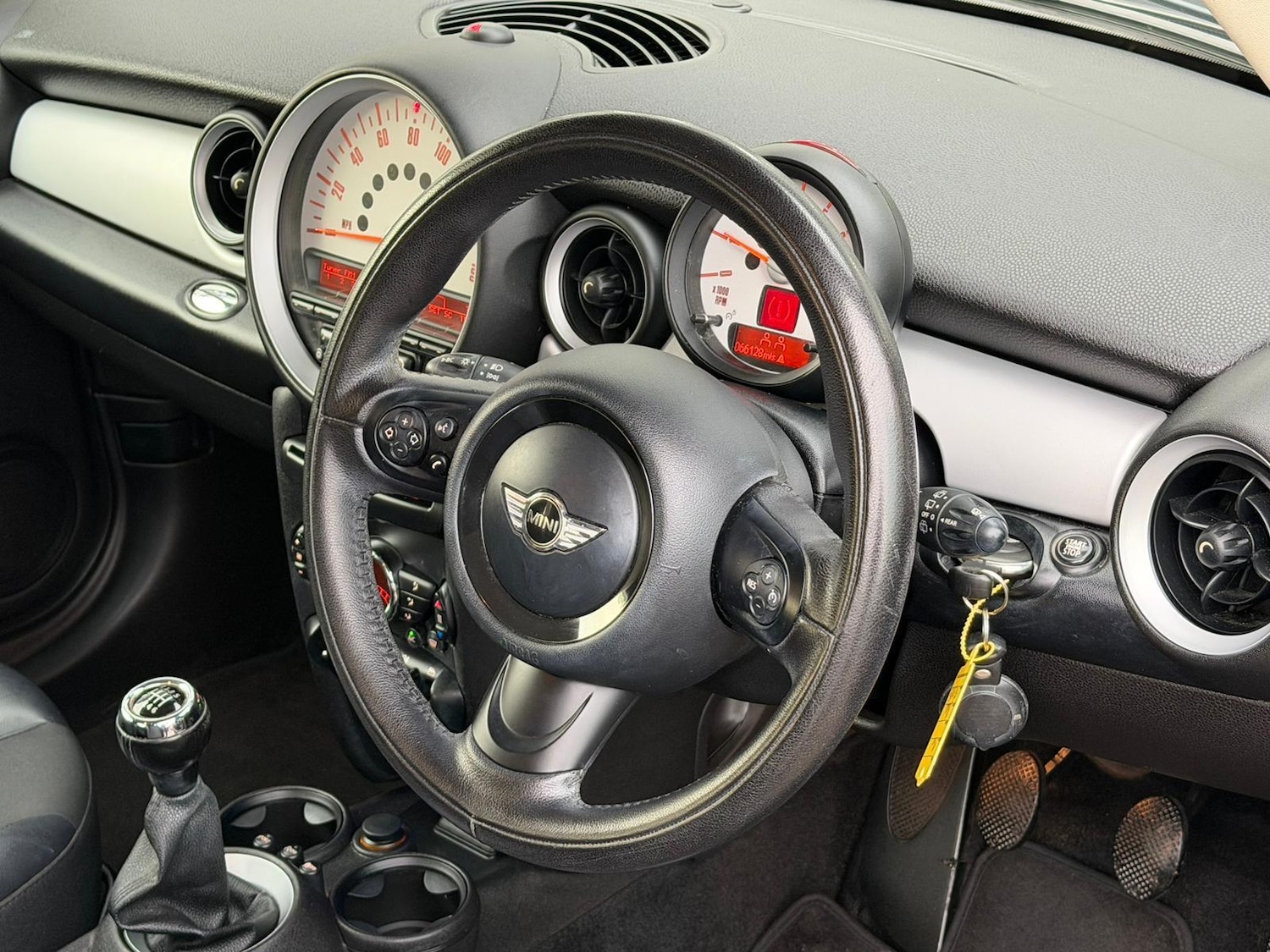 Used MINI Hatch 2013 for sale - 76926290: Photo 23