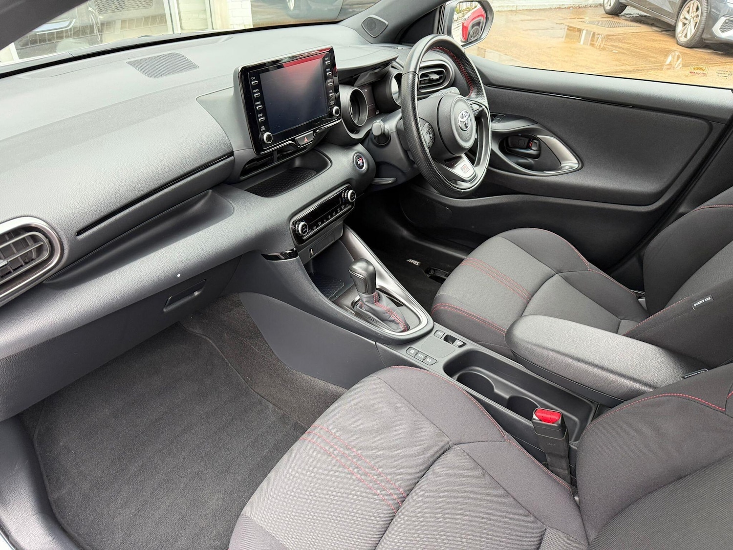 Used Toyota Yaris 2023 for sale - 77425643: Photo 28