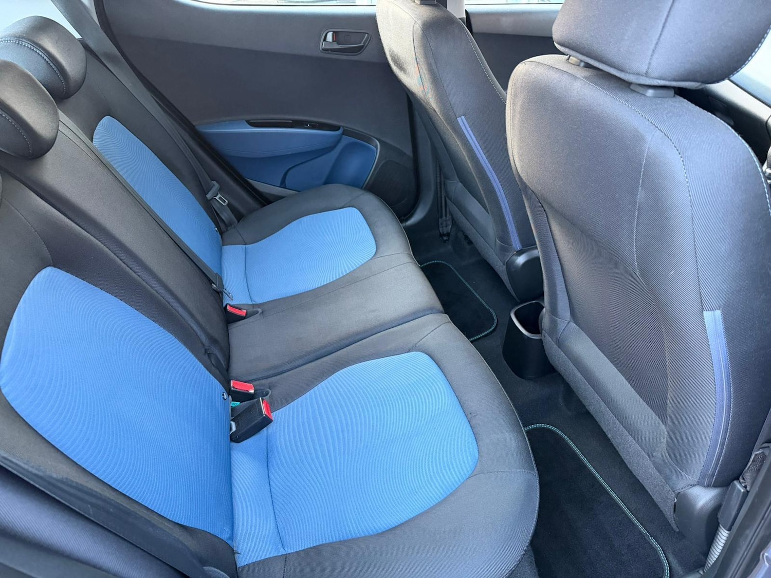 Used Hyundai i10 2014 for sale - 76965260: Photo 11