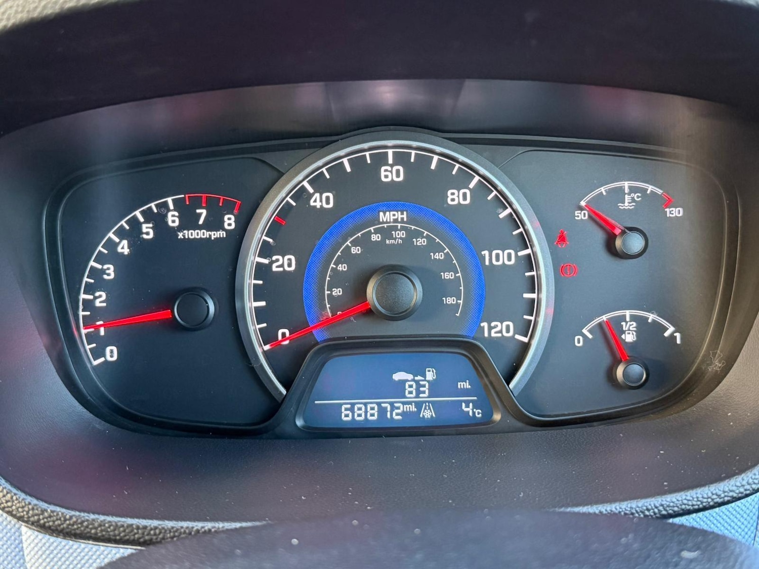 Used Hyundai i10 2014 for sale - 76965260: Photo 22