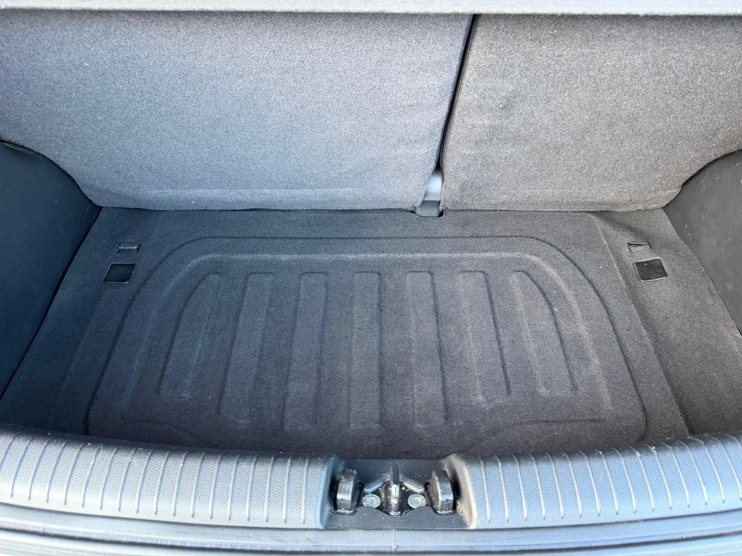 Used Hyundai i10 2014 for sale - 76965260: Photo 23