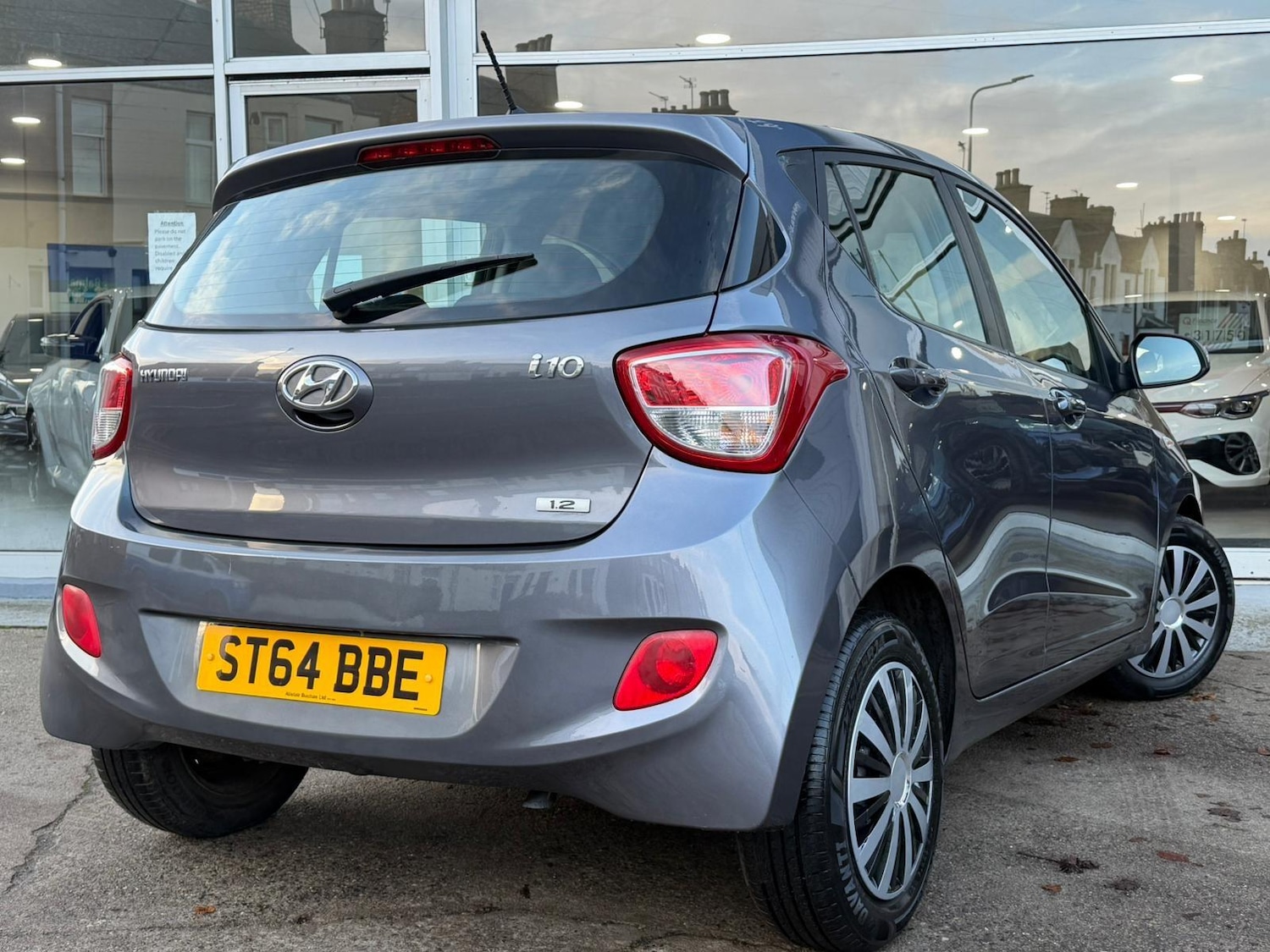 Used Hyundai i10 2014 for sale - 76965260: Photo 3