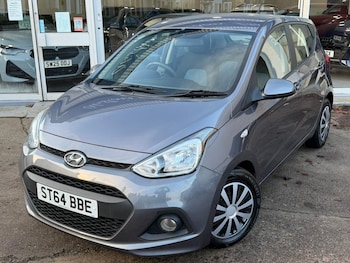 Used Hyundai i10 2014 for sale - 76965260: Photo