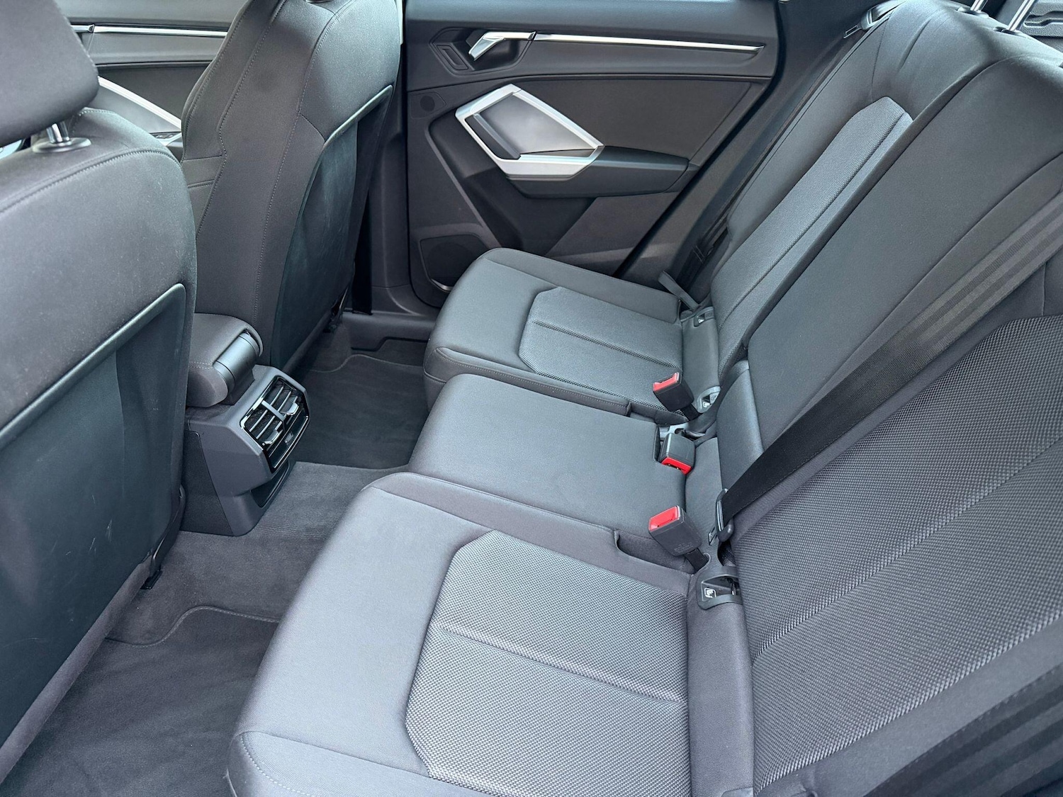 Used Audi Q3 2021 for sale - 76647564: Photo 10