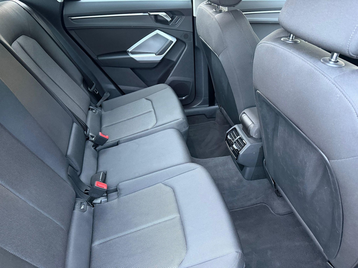 Used Audi Q3 2021 for sale - 76647564: Photo 11