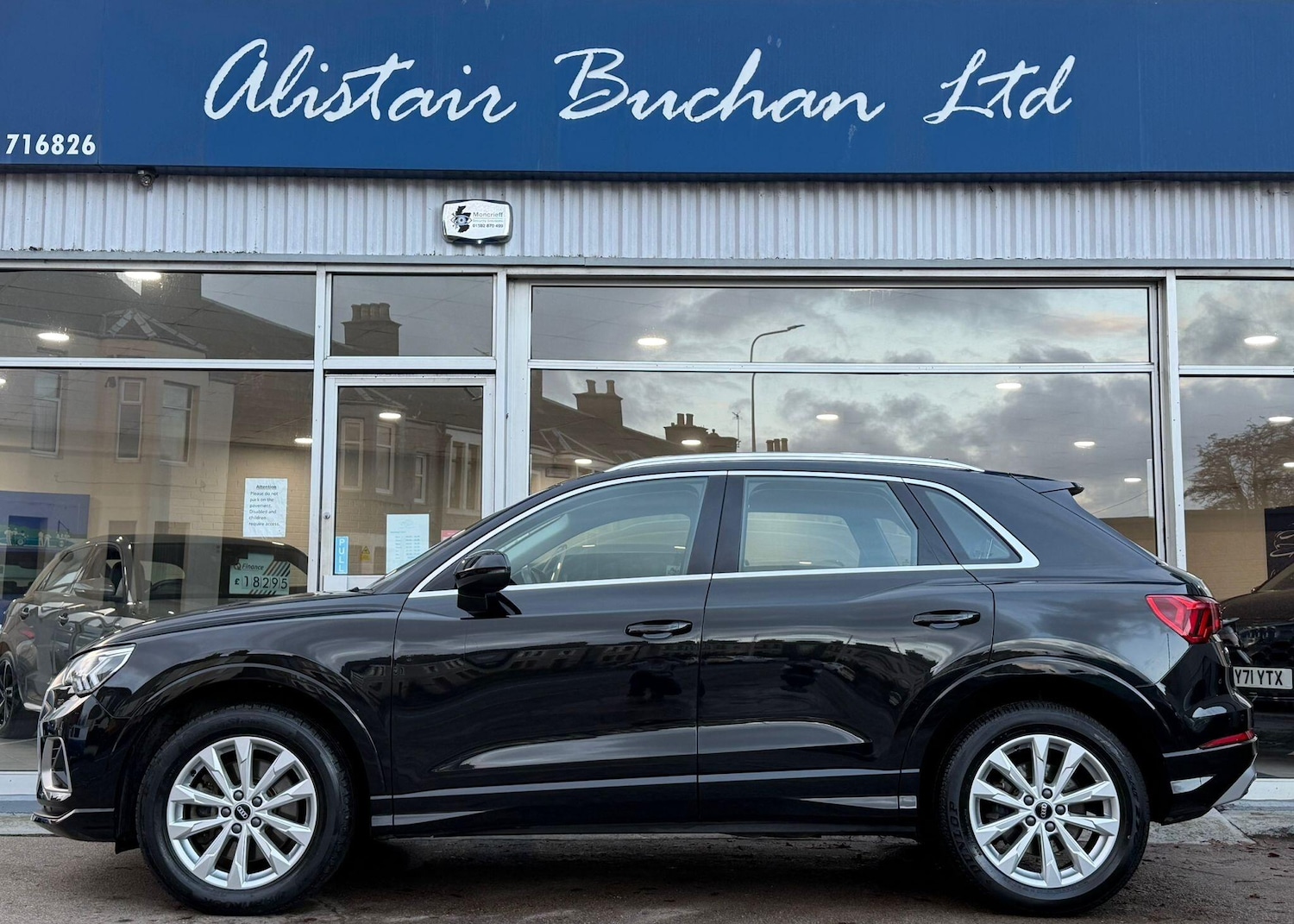 Used Audi Q3 2021 for sale - 76647564: Photo 2