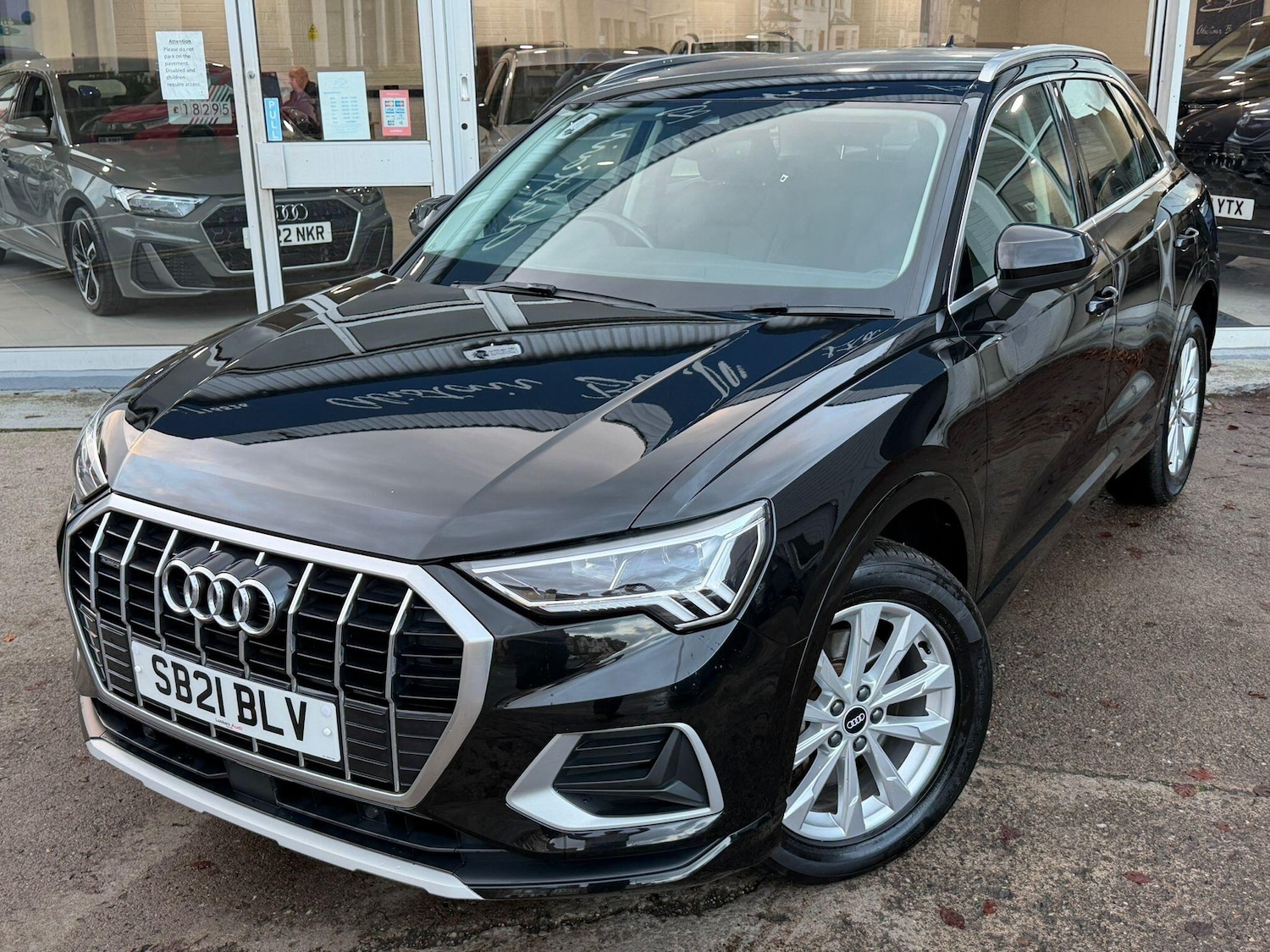 Used Audi Q3 2021 for sale - 76647564: Photo 5