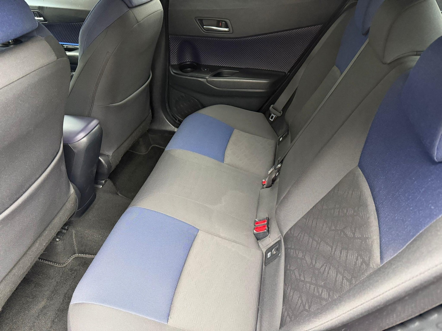 Used Toyota C-HR for sale - 77768353: Photo 10