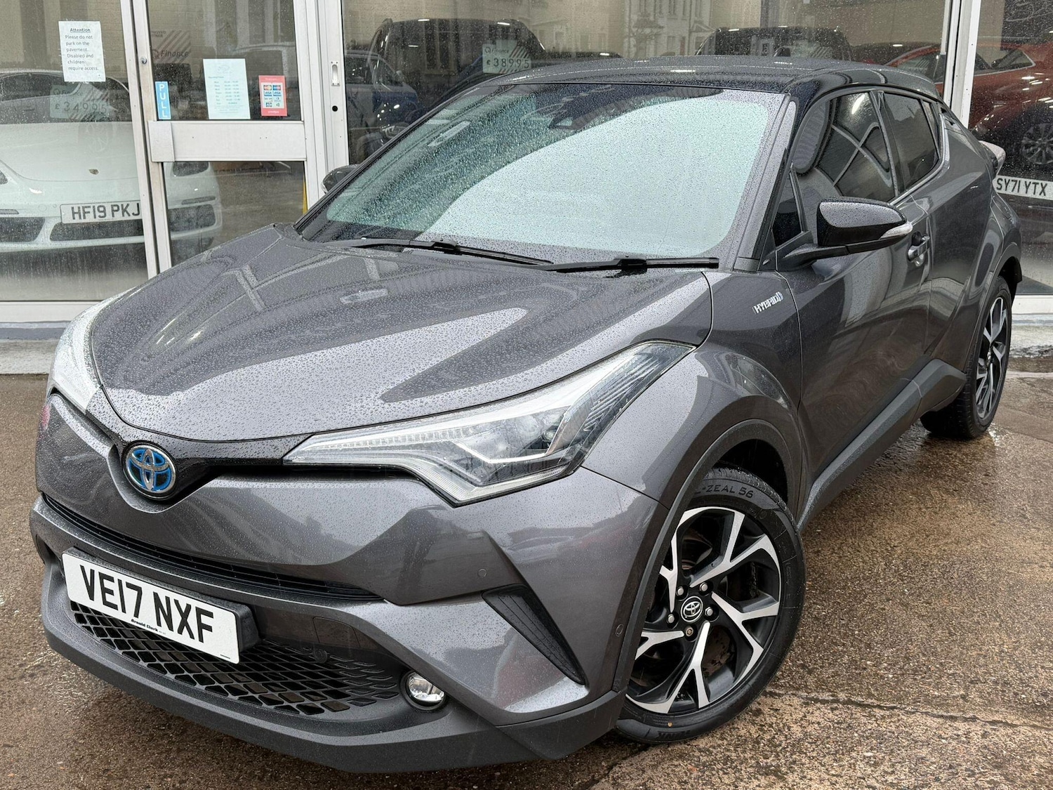 Used Toyota C-HR for sale - 77768353: Photo 5