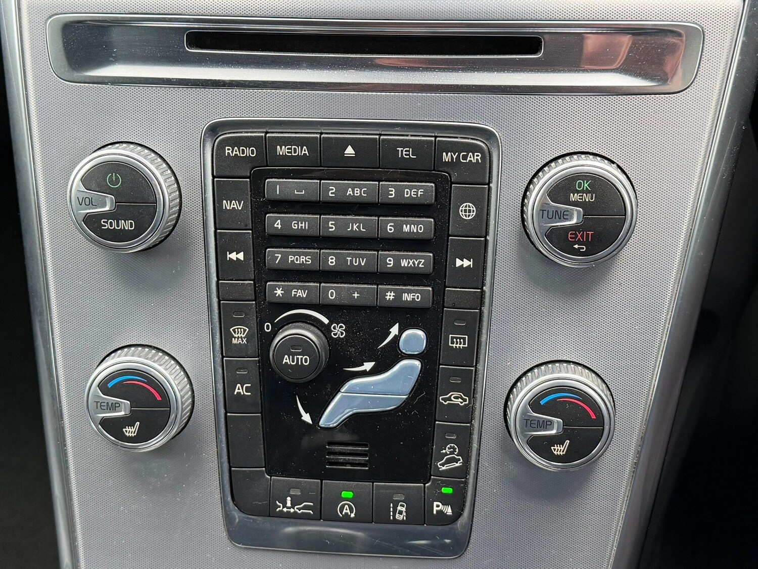 Used Volvo XC60 2017 for sale - 76647509: Photo 18