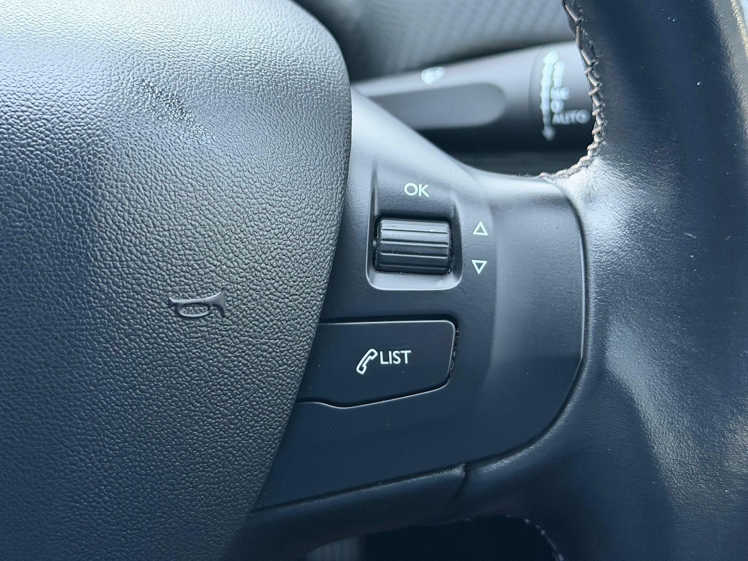 Used Peugeot 208 2017 for sale - 77143680: Photo 11