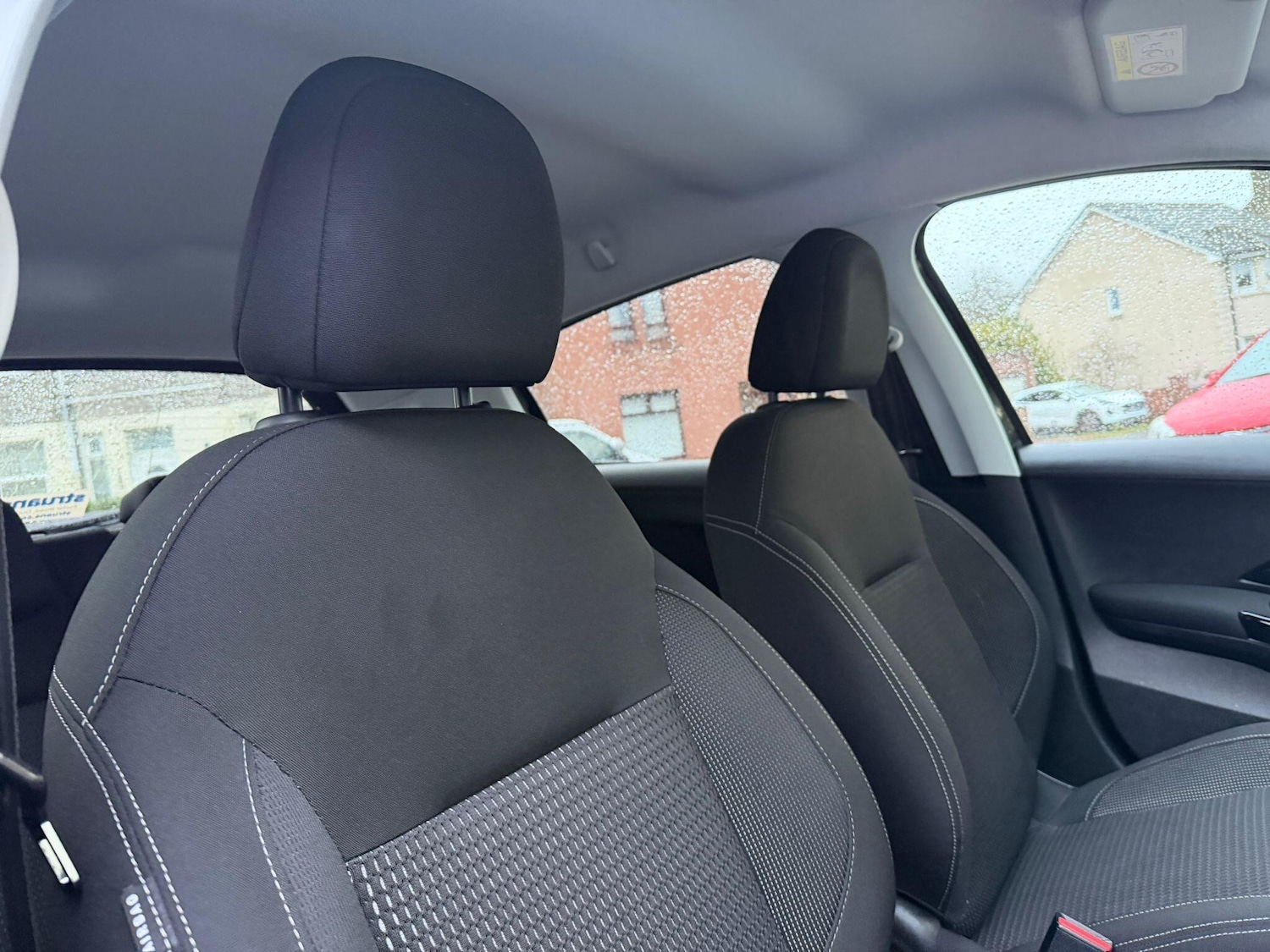 Used Peugeot 208 2017 for sale - 77143680: Photo 8