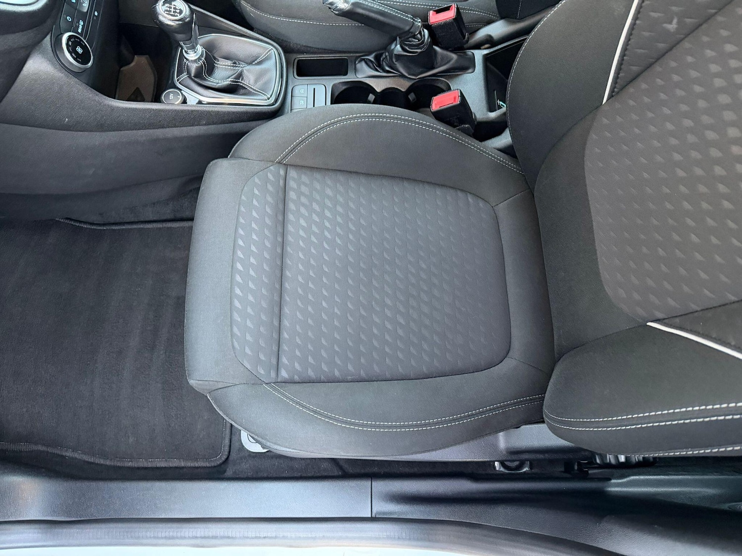 Used Ford Fiesta 2018 for sale - 76850112: Photo 23