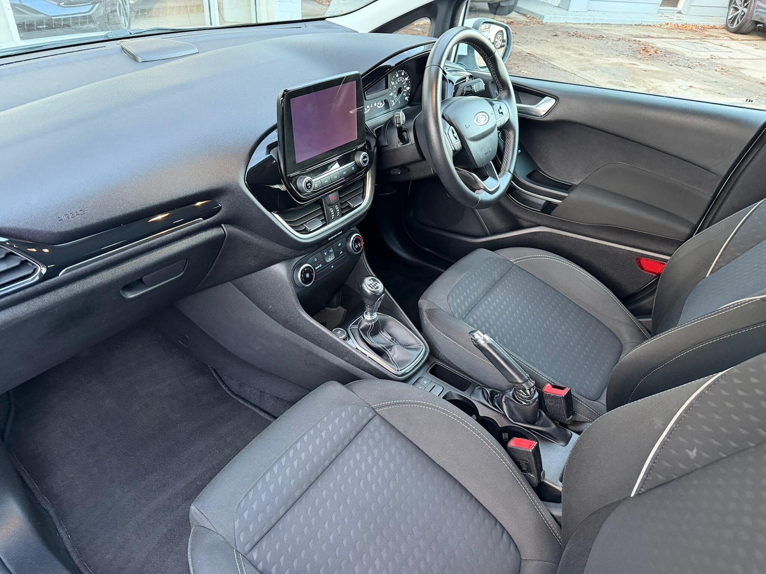 Used Ford Fiesta 2018 for sale - 76850112: Photo 24