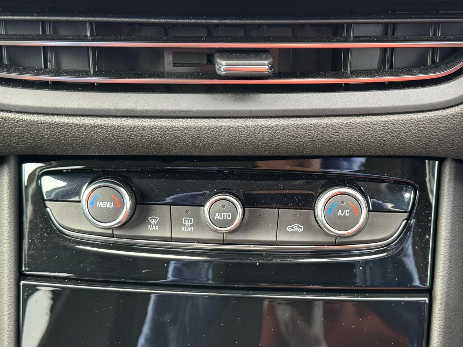 Used Vauxhall Grandland 2023 for sale - 76646123: Photo 14