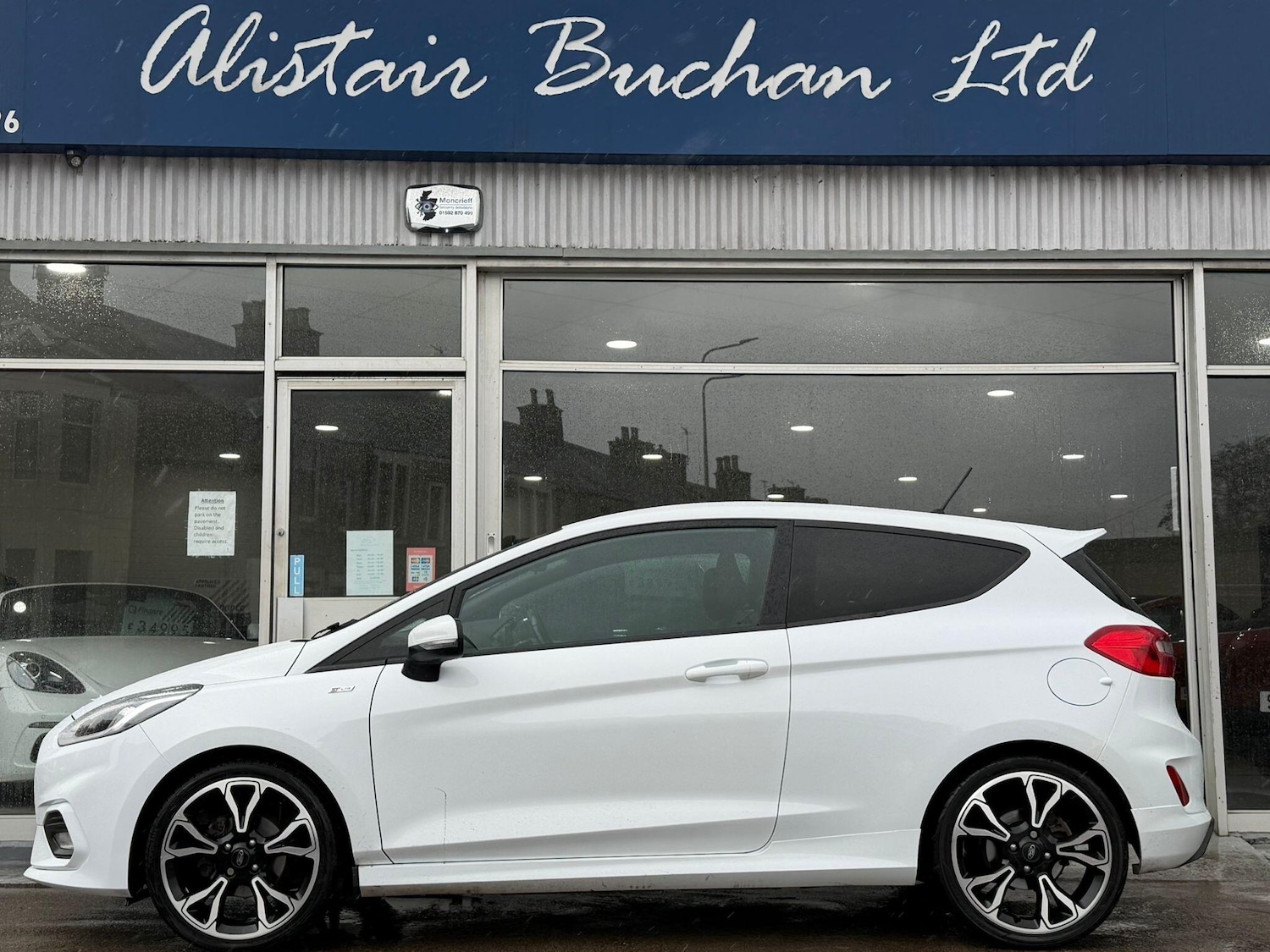 Used Ford Fiesta 2018 for sale - 77524091: Photo 2