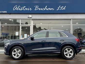 Used Audi Q3 2019 for sale - 76953027: Photo