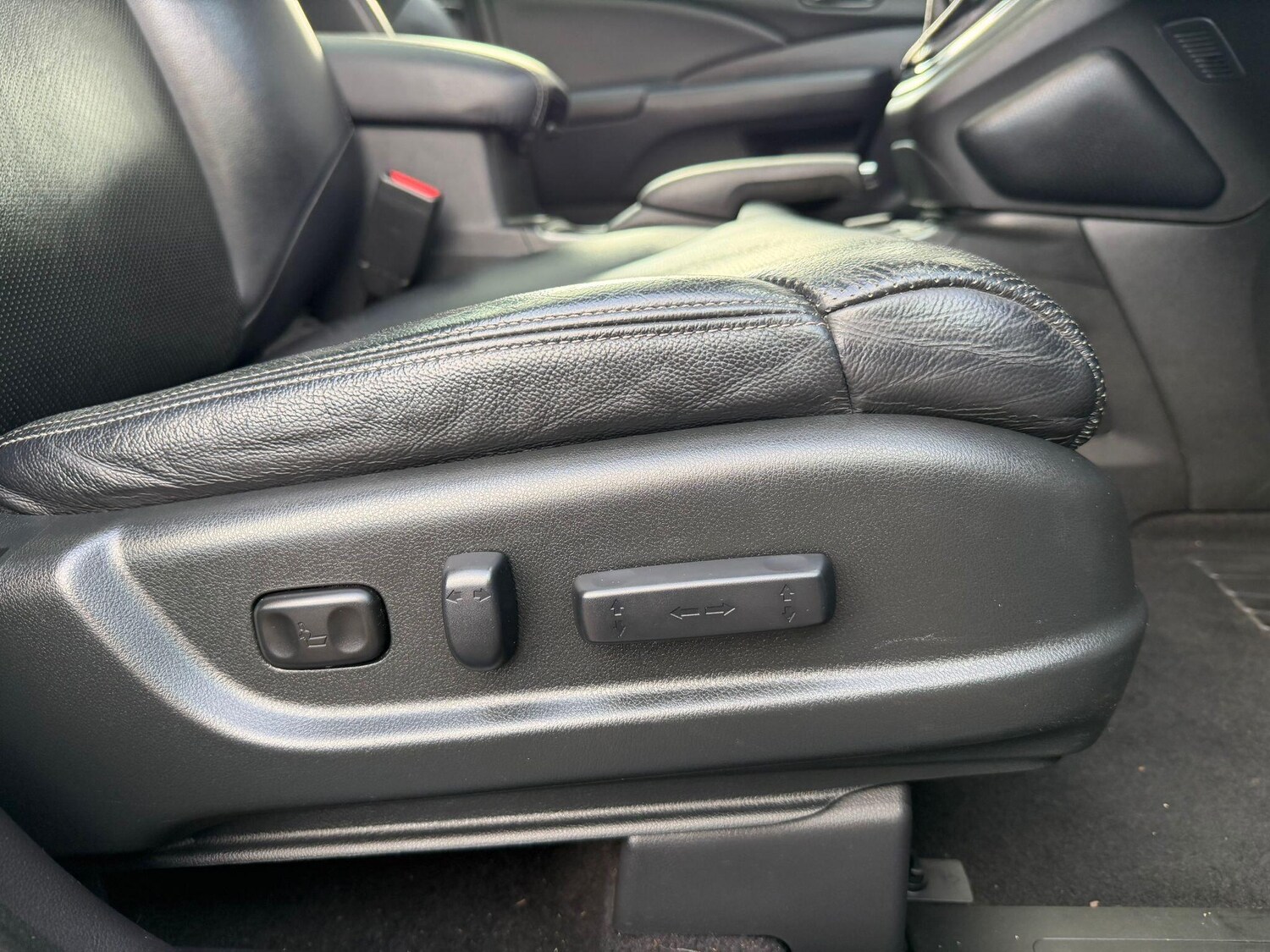 Used Honda CR-V 2017 for sale - 76647495: Photo 14