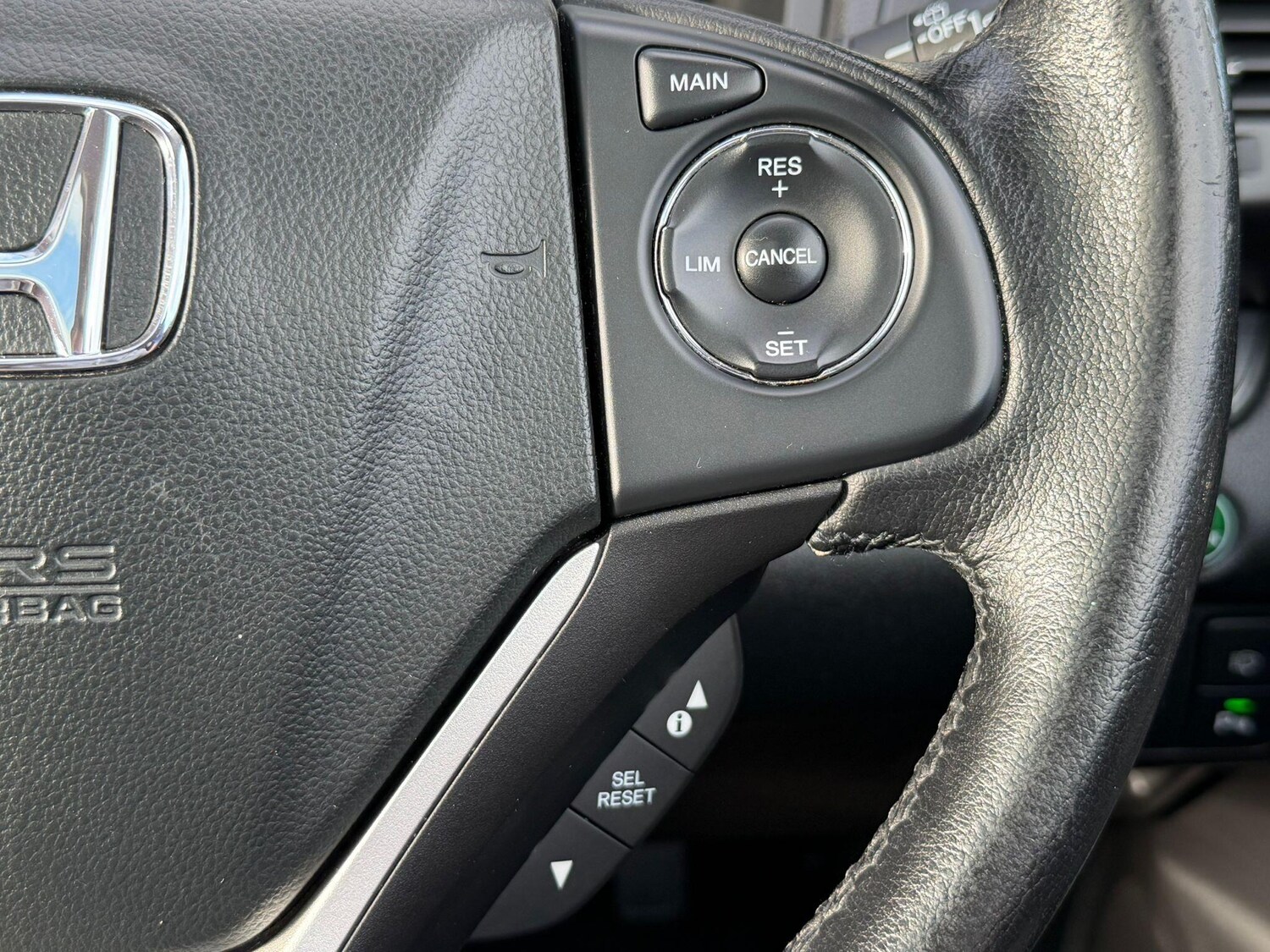 Used Honda CR-V 2017 for sale - 76647495: Photo 18