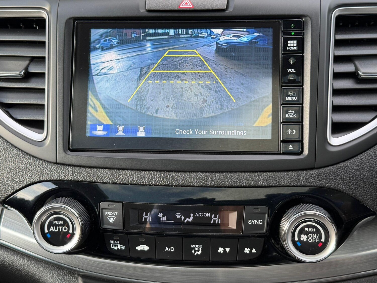 Used Honda CR-V 2017 for sale - 76647495: Photo 24