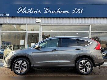 Used Honda CR-V 2017 for sale - 76647495: Photo