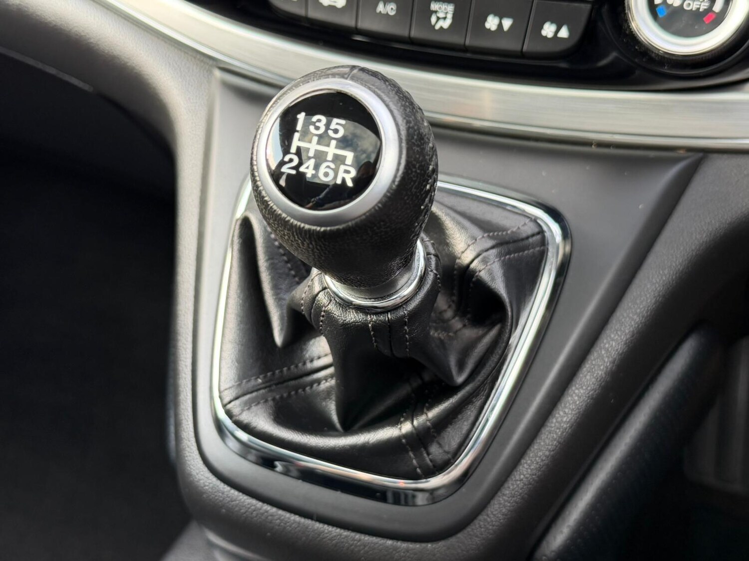 Used Honda CR-V 2017 for sale - 76647495: Photo 7