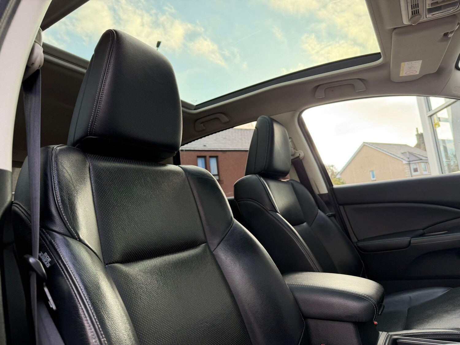 Used Honda CR-V 2017 for sale - 76647495: Photo 9