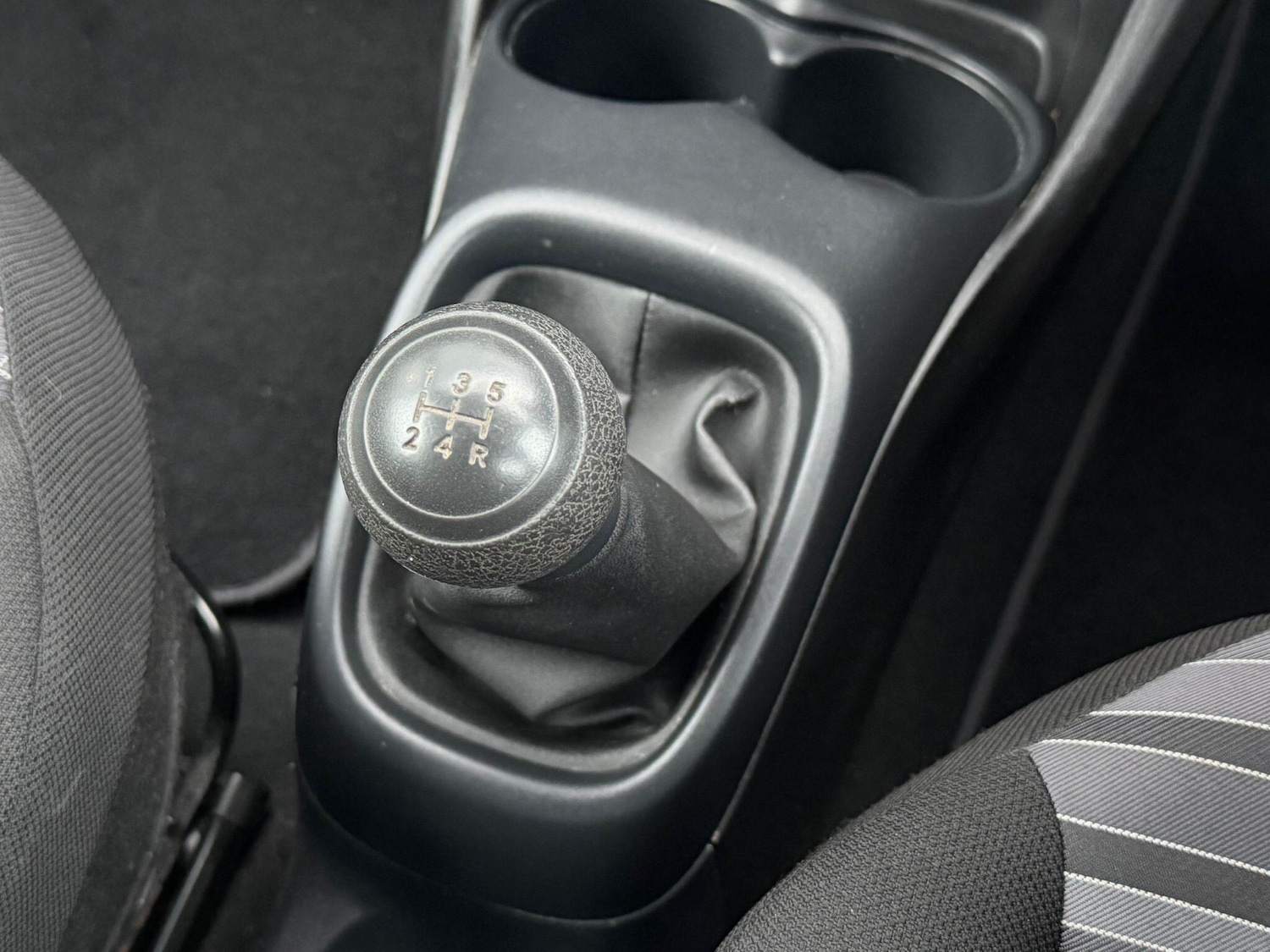 Used Peugeot 108 for sale - 76728629: Photo 13