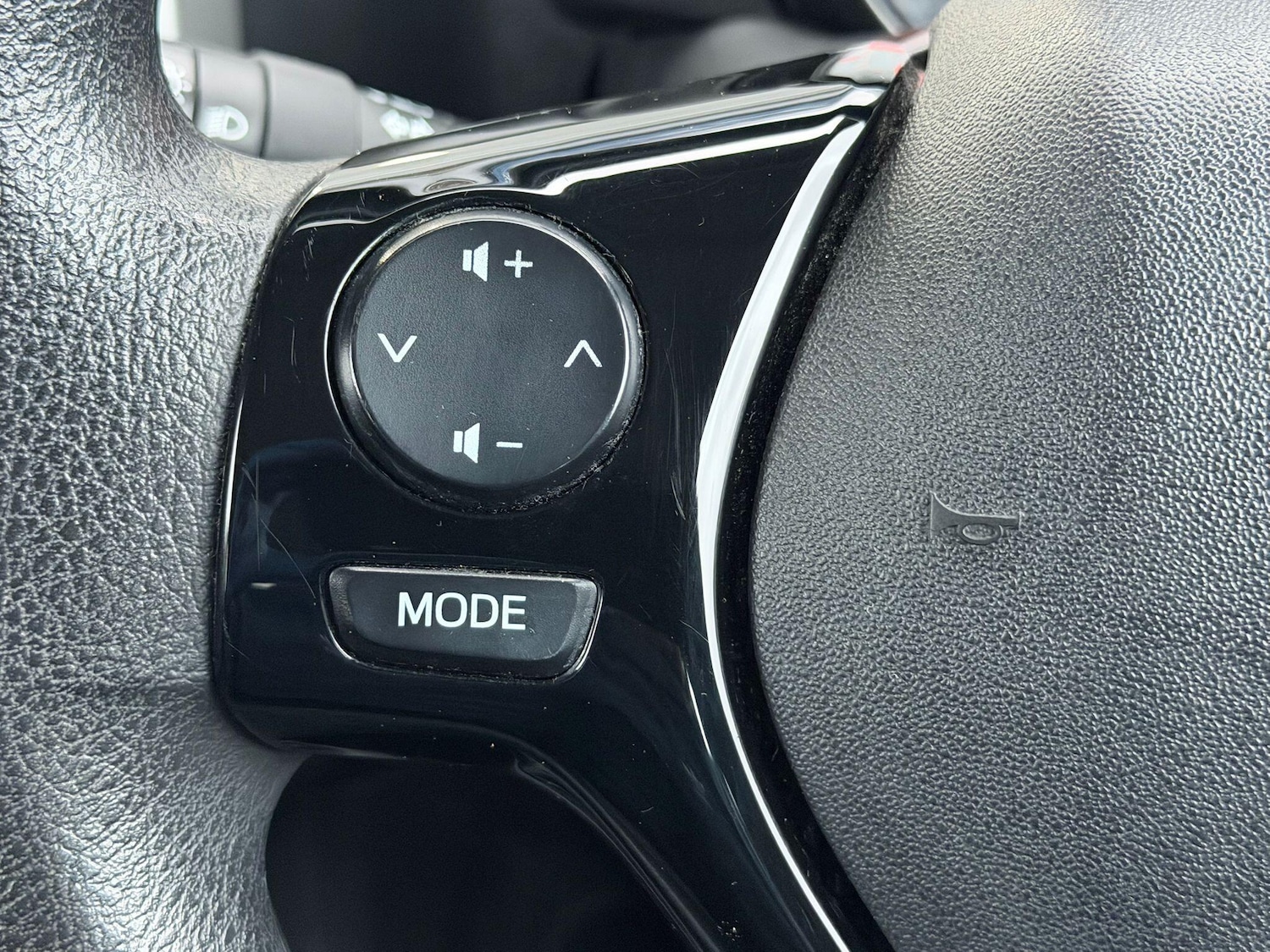 Used Peugeot 108 for sale - 76728629: Photo 15